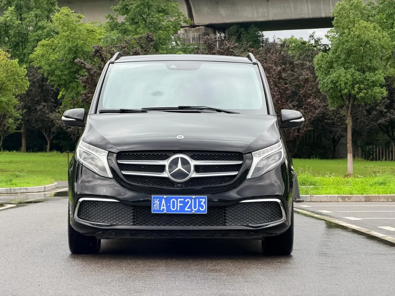 Mercedes Benz V 2021V 260 2.0T Premium Edition Automatic Gear 2
