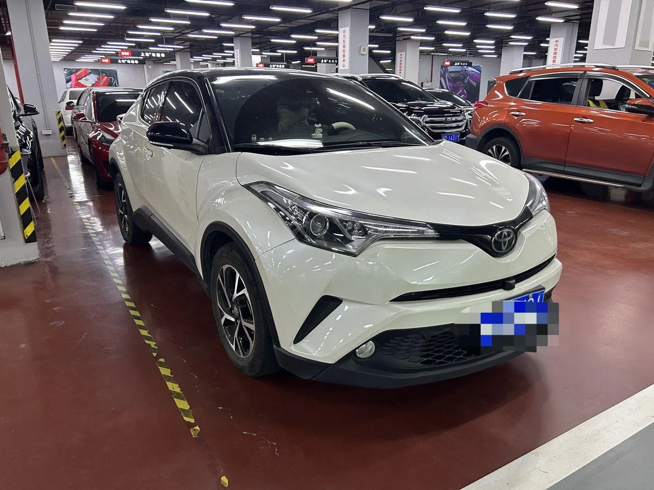 Toyota 2020 C- HR 2.0 stepless leading version of automatic gear 3