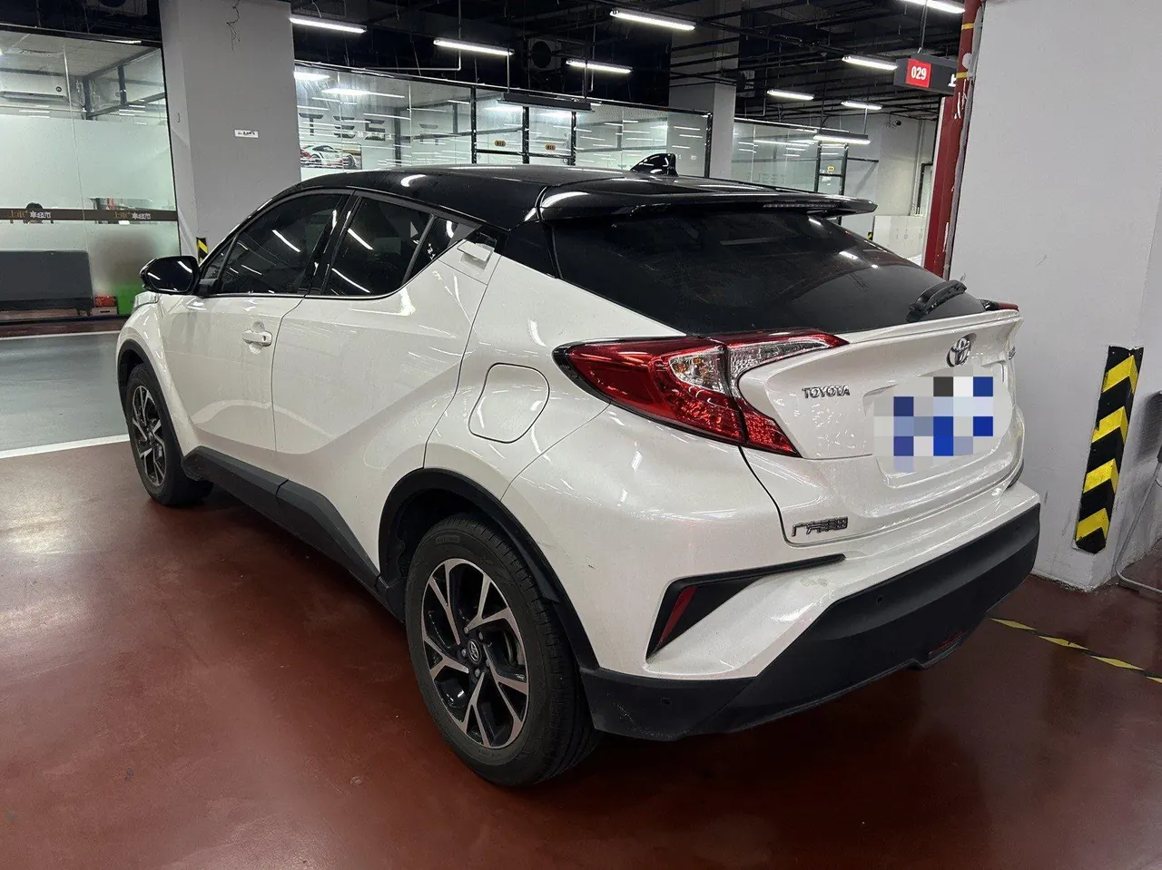 Toyota 2020 C- HR 2.0 stepless leading version of automatic gear 7