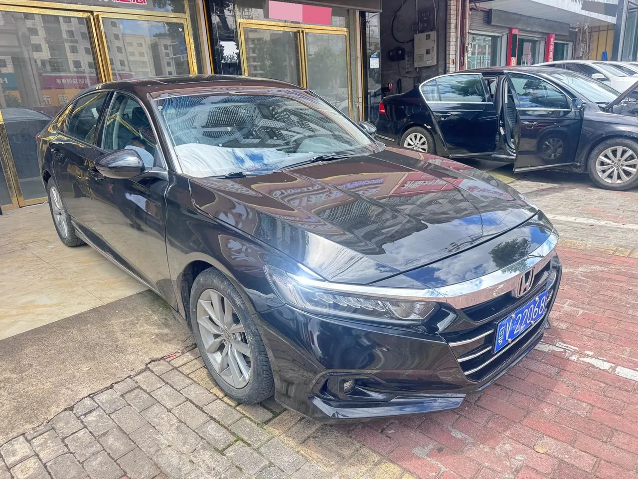 Honda 2022 10th Generation Accord 1.5T Stepless 260TURBO Deluxe Automatic Gear 3