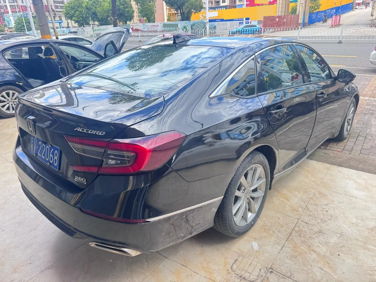 Honda 2022 10th Generation Accord 1.5T Stepless 260TURBO Deluxe Automatic Gear 9