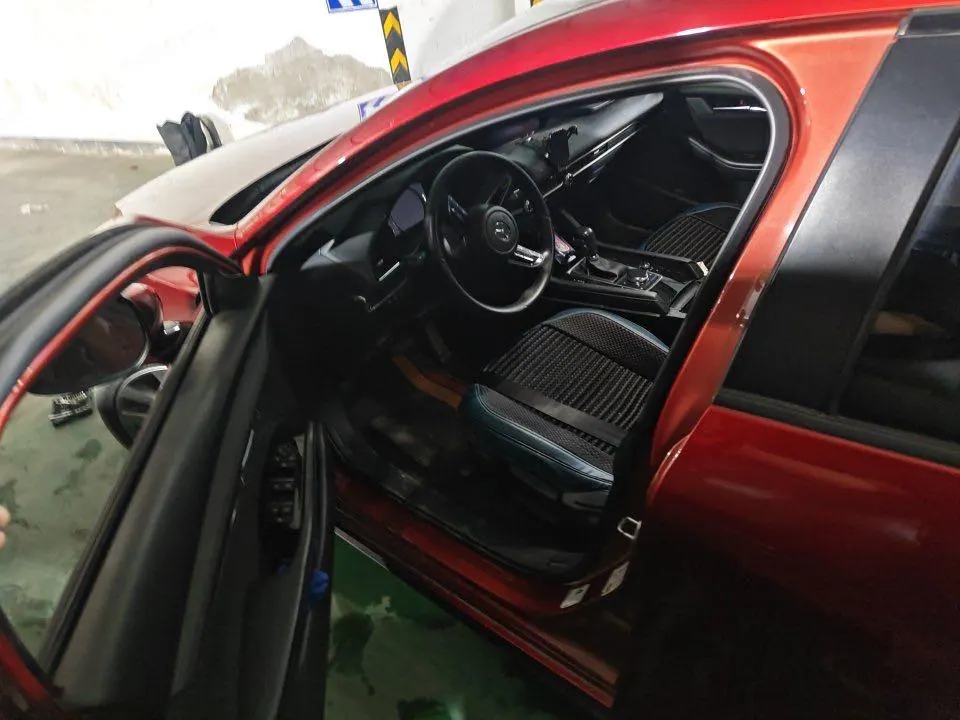 Mazda 3 Oncorsela 2021 Mazda 3 Oncorsela-sedan 2.0 quality dazzle version automatic transmission 2