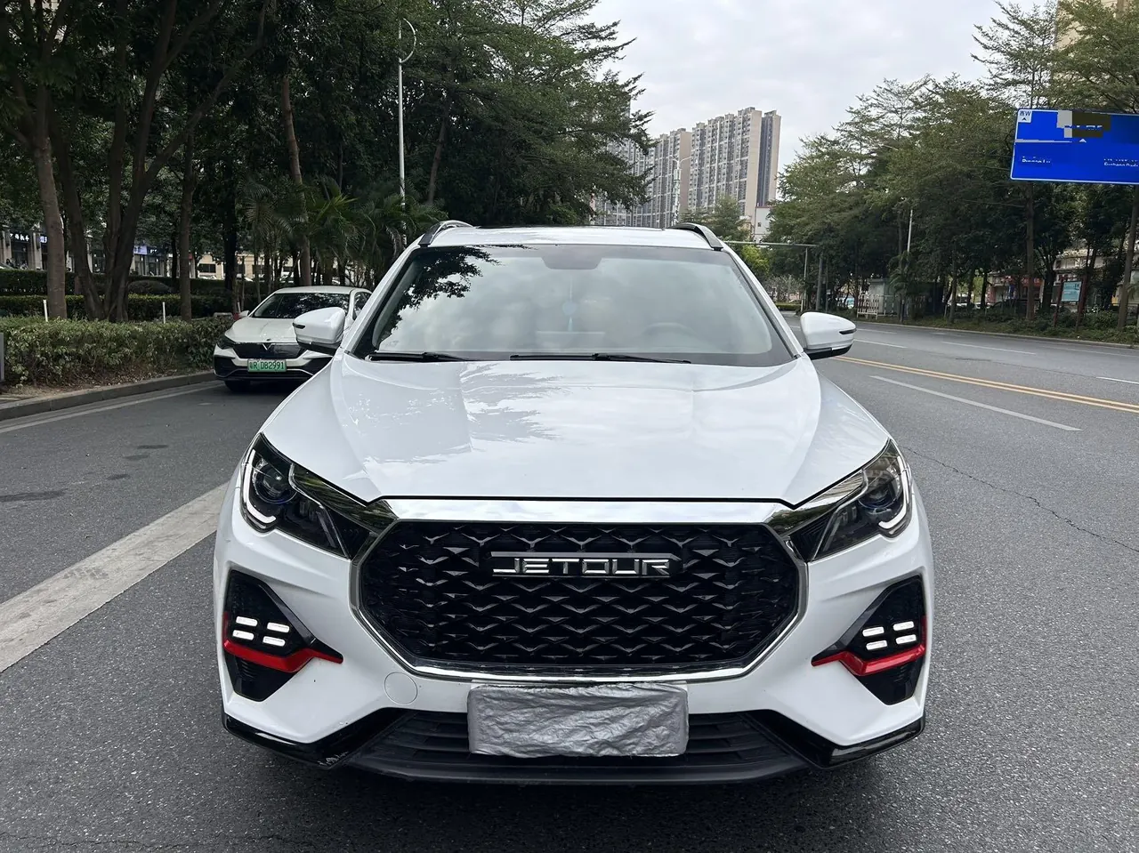 Jetour 2023 X70 1.5T Exceed PRO Edition 7-seat Automatic Gear 3