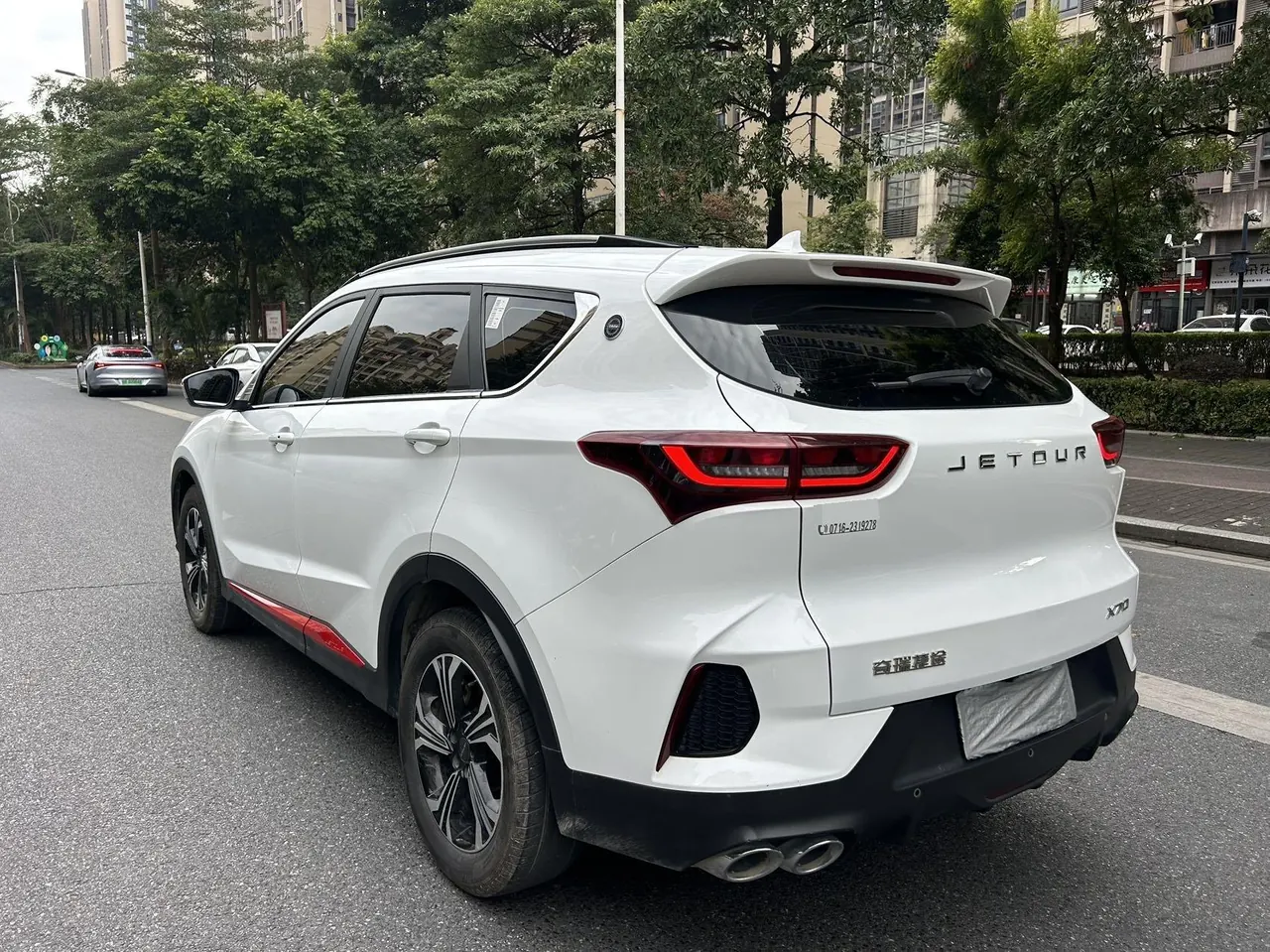 Jetour 2023 X70 1.5T Exceed PRO Edition 7-seat Automatic Gear 4