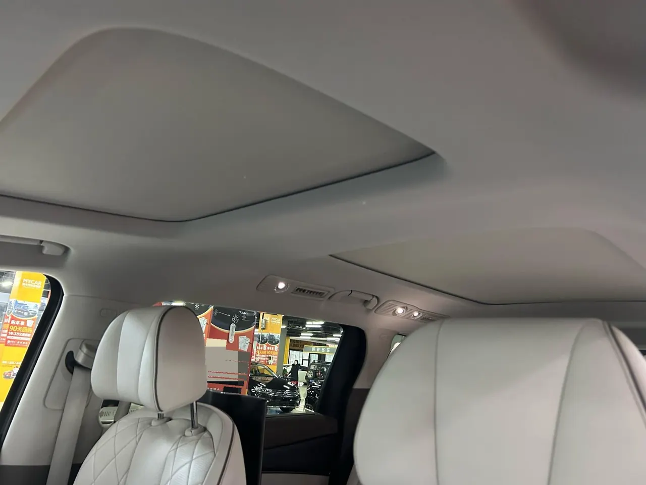 Denza 2022 Denza D9 DM-i 1.5T stepless 970 four-wheel drive flagship automatic gear 4