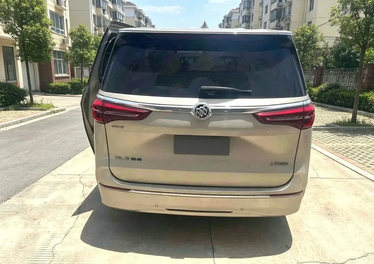Buick 2021 GL8 ES Lu Zun 2.0T 653T Exclusive Automatic Gear 3