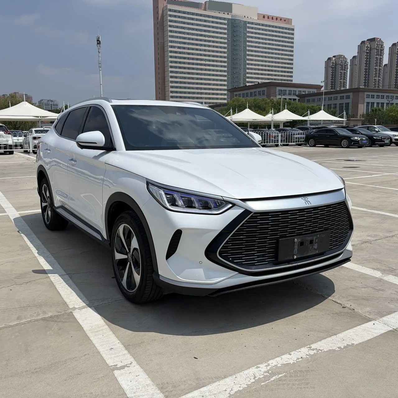 BYD Song PLUS New Energy 2022 Song PLUS DM-i 1.5 Stepless 110KM Flagship PLUS 5G Edition Automatic Gear 3