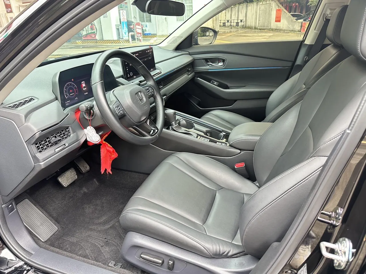 Honda 2025 11th Generation Accord 1.5T Stepless 260TURBO Sports Series Deluxe Automatic Gear 7