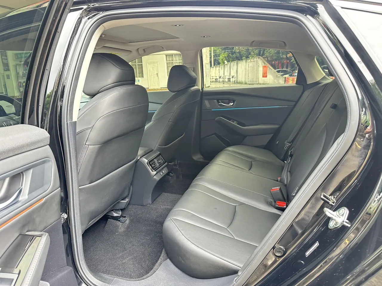 Honda 2025 11th Generation Accord 1.5T Stepless 260TURBO Sports Series Deluxe Automatic Gear 8