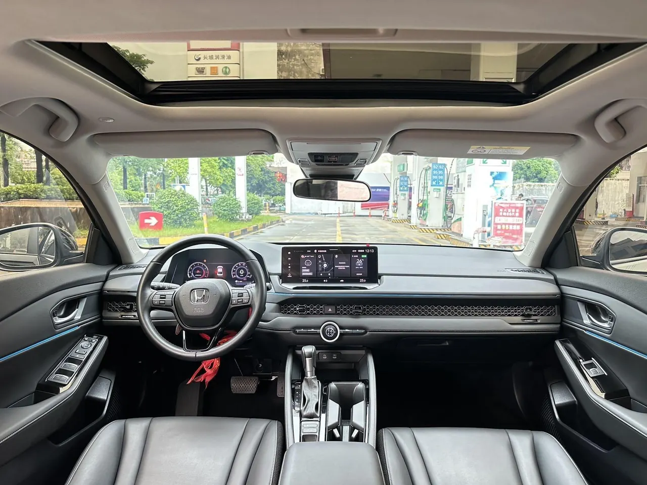 Honda 2025 11th Generation Accord 1.5T Stepless 260TURBO Sports Series Deluxe Automatic Gear 9