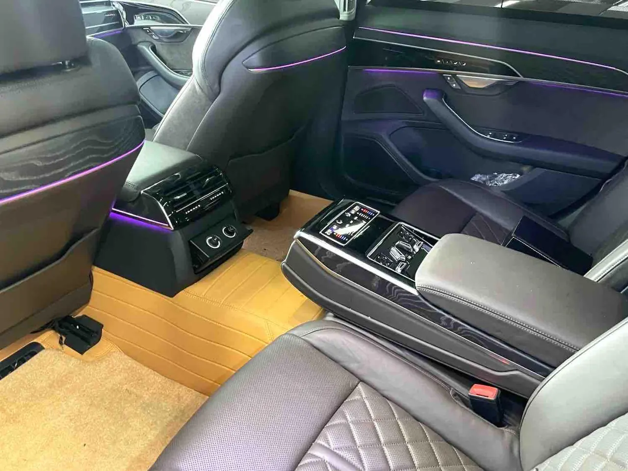 Audi A8L (Imported) 2022 A8L 48V 3.0TFSI 50TFSI Quattro Comfort Collection Edition Automatic Gear 11