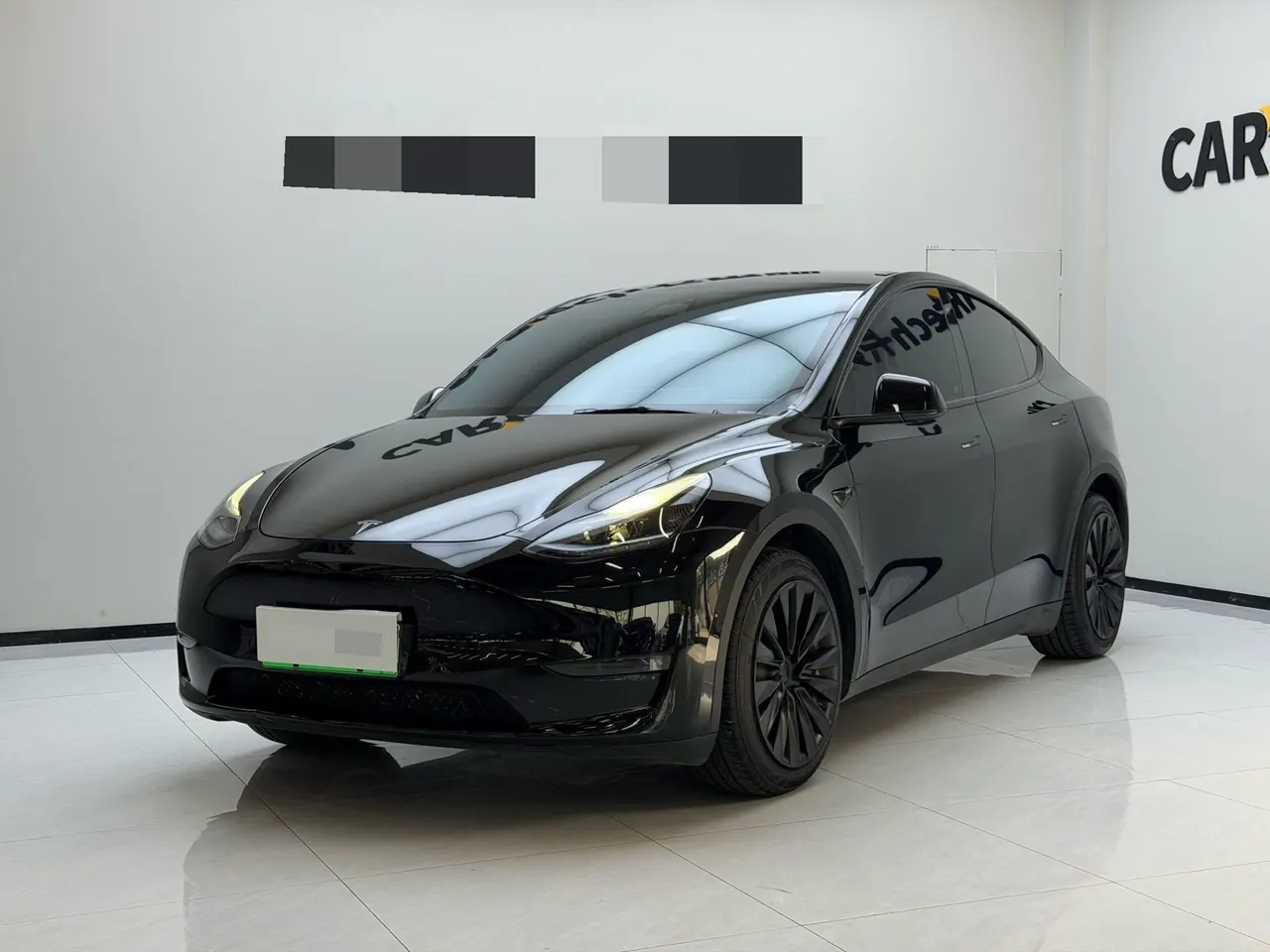 Tesla 2023 Model Y long endurance all-wheel drive version automatic transmission - View 1