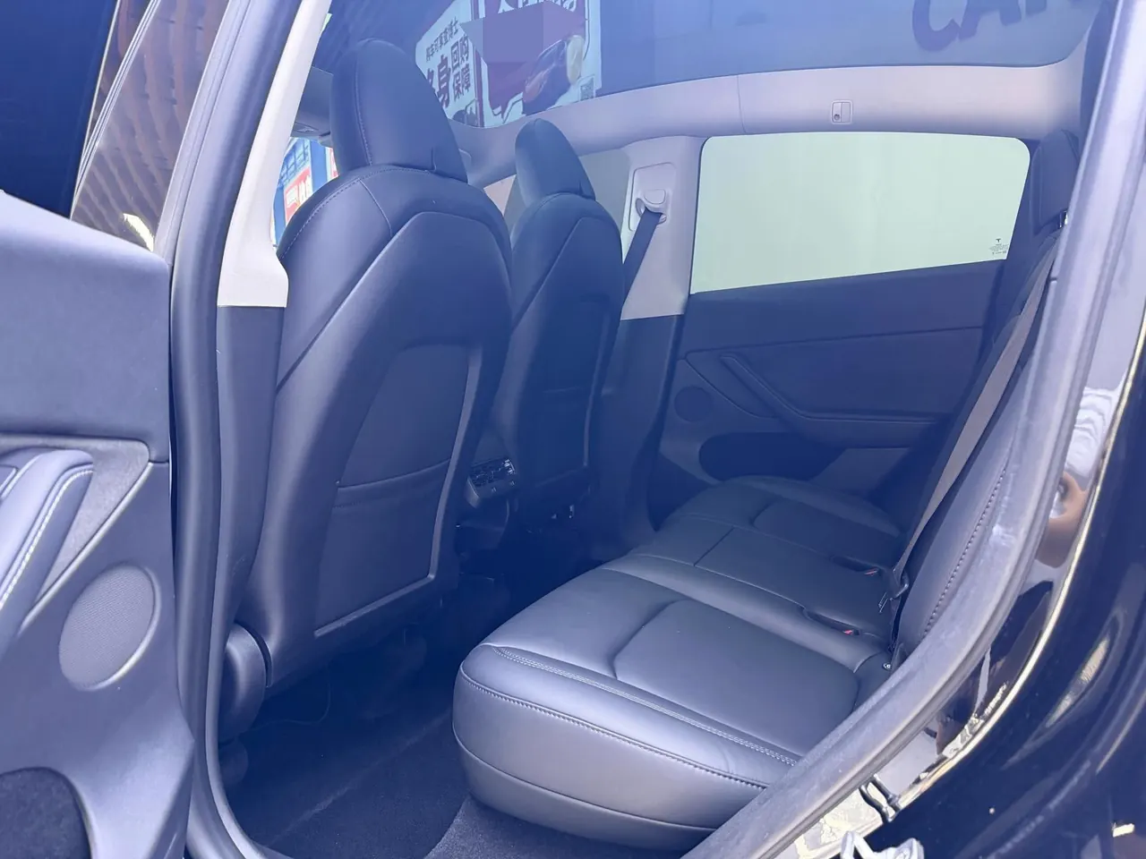 Tesla 2023 Model Y long endurance all-wheel drive version automatic transmission 5
