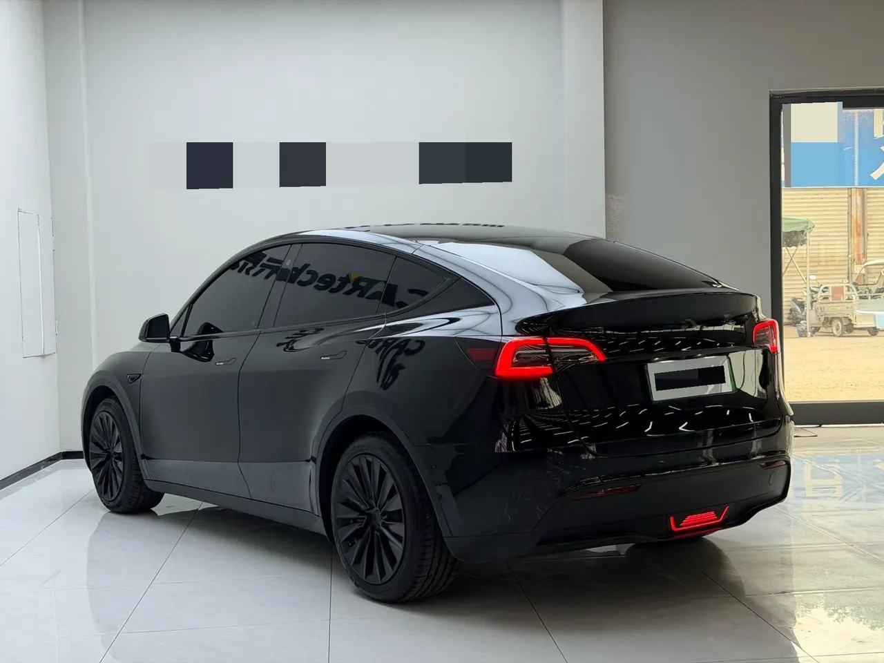 Tesla 2023 Model Y long endurance all-wheel drive version automatic transmission 9