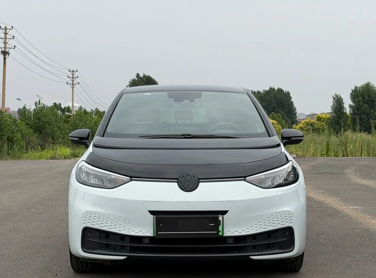Volkswagen 2023 ID. 3 Pure Smart Edition Automatic Transmission 2