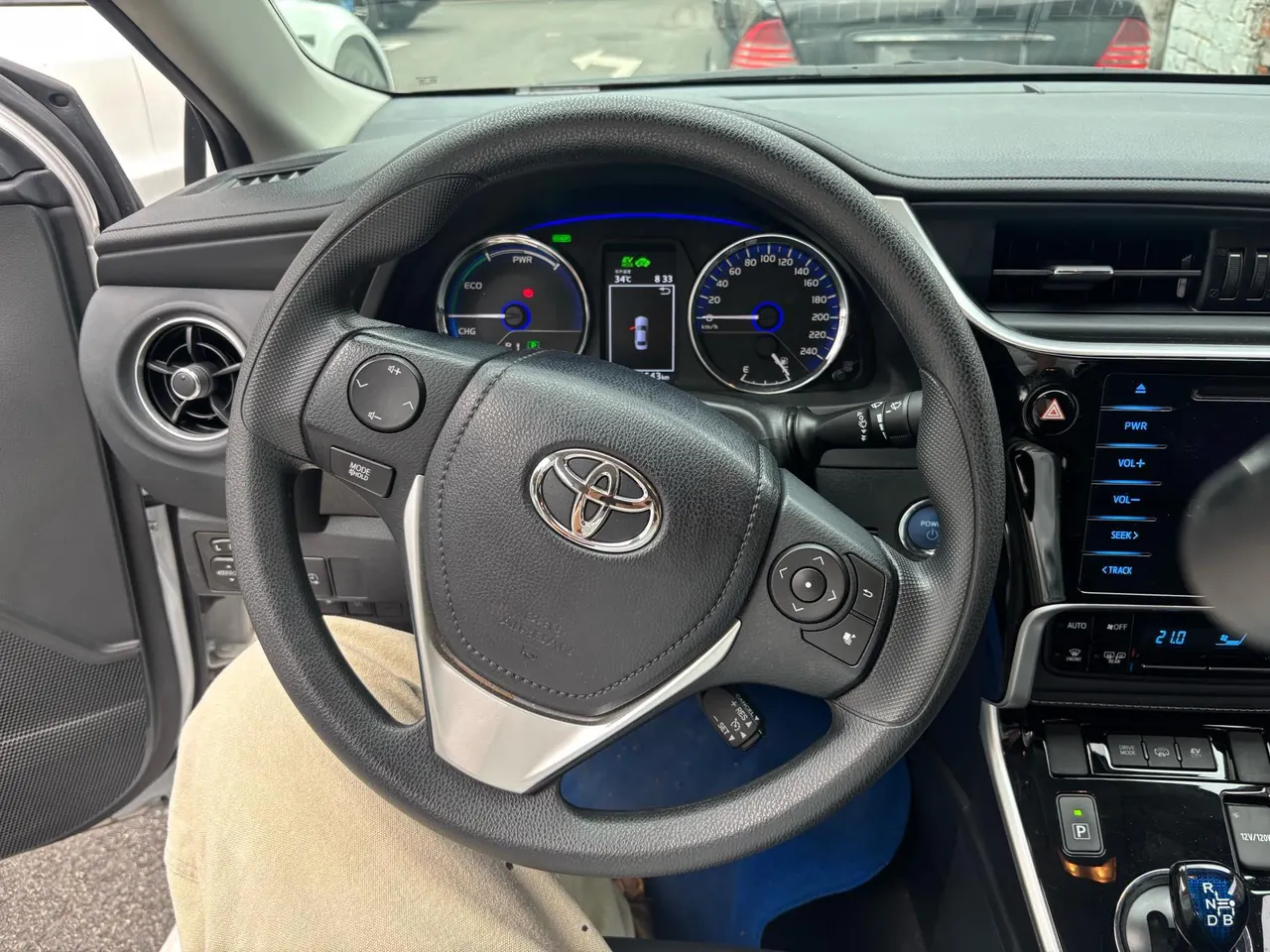 Toyota 2020 Corolla Double Engine E 1.8 Stepless Comfort Edition Automatic Gear 5