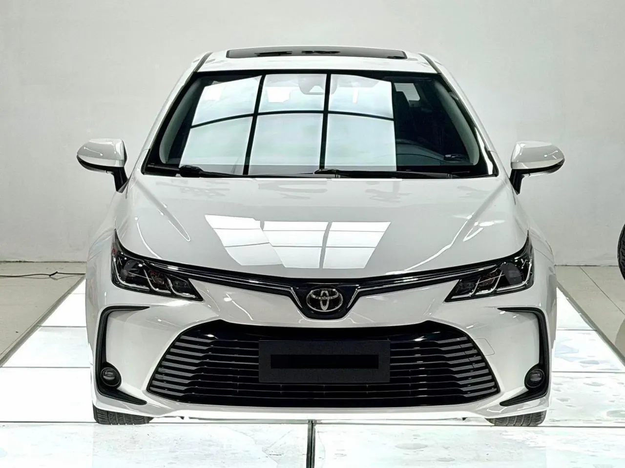 Toyota 2021 corolla 1.2T stepless elite version of automatic gear 2