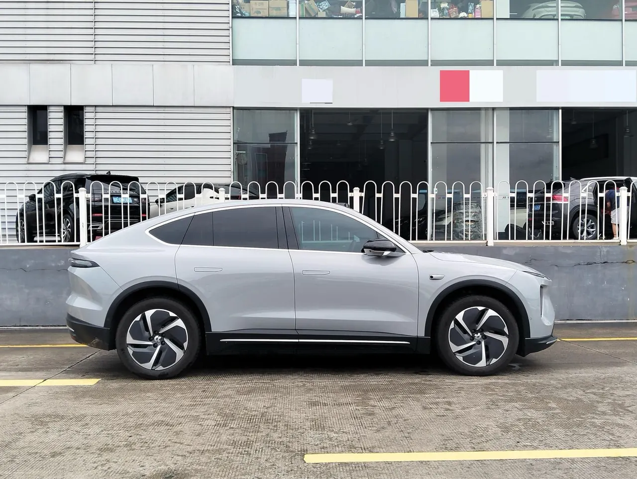 NIO 2024 EC6 75kWh automatic transmission 3
