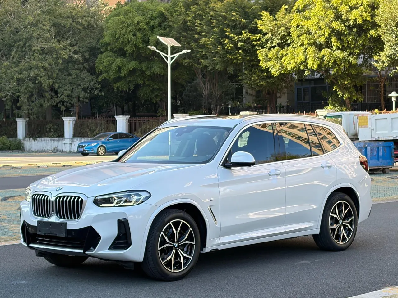 BMW 2022 X3 xDrive25i 2.0T M sports suit automatic gear - View 1