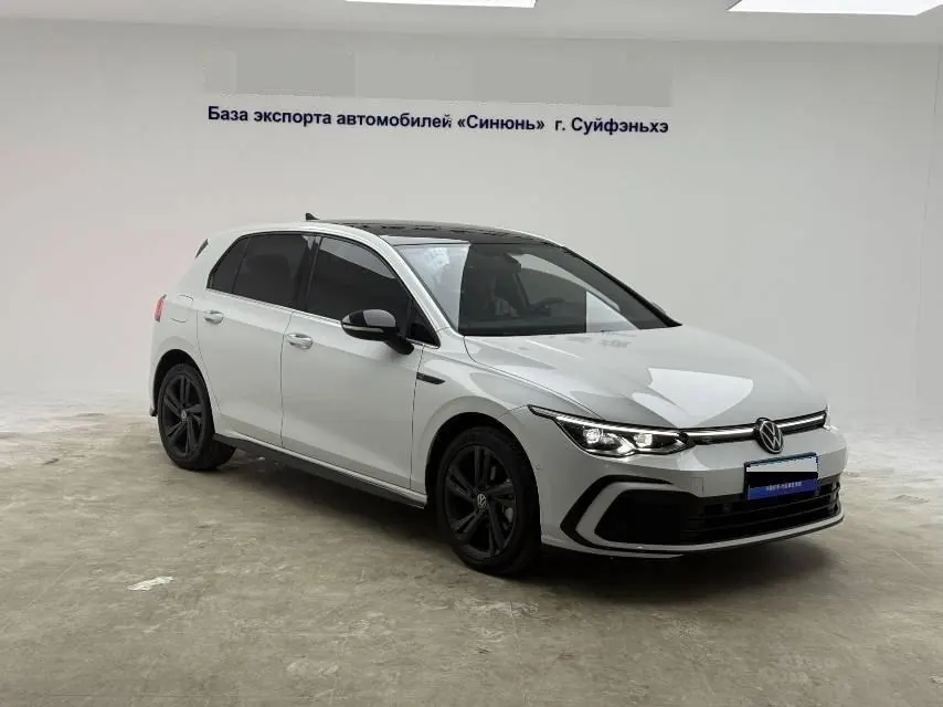 Volkswagen 2023 Golf 8 R-Line 1.4TSI 280TSI Automatic 3