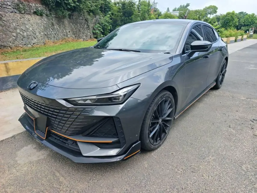 Open image lightbox: ChangAn 2023 UNI-V 1.5T Sports Edition Automatic