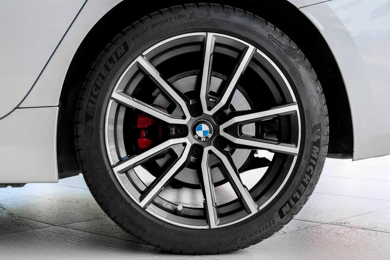 BMW 3 Series 2023 325Li 2.0T M Sports Suit Automatic Gear 8