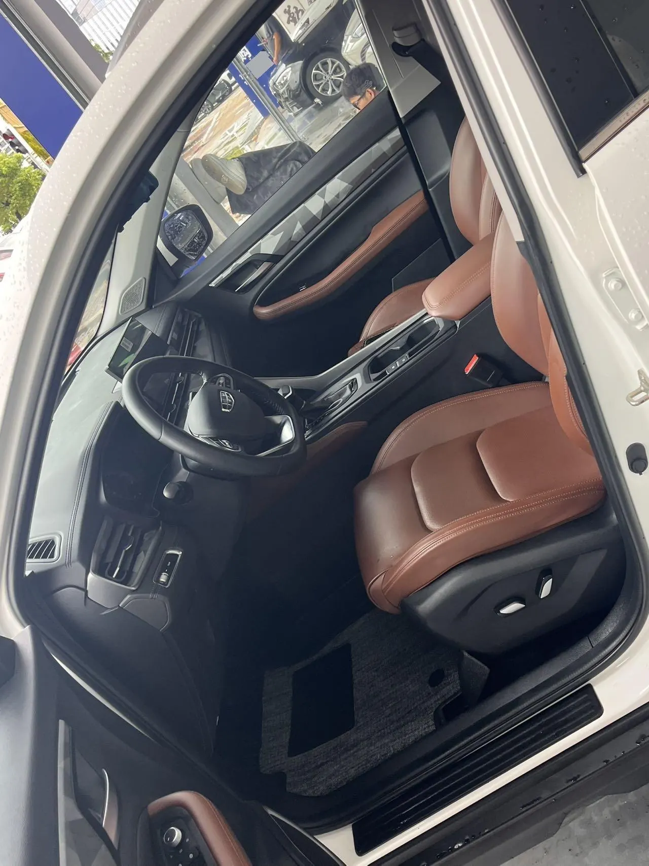 Geely Vision SUV(X6) 2021 Vision X6 Pro 1.4T Premium Automatic 4