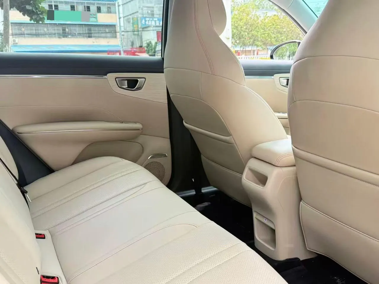 WuLing 2025 Plantronics S 325km Exclusive Automatic Transmission 4