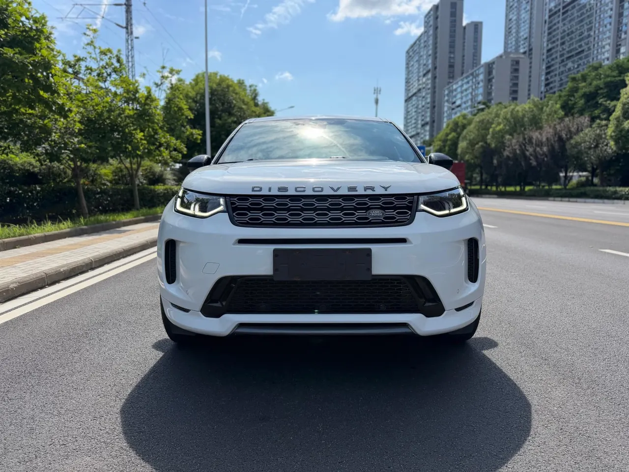 Land Rover 2020 Discovery Sports Edition 48V 2.0T 249PS R-Dynamic S Performance Edition Automatic Gear 2