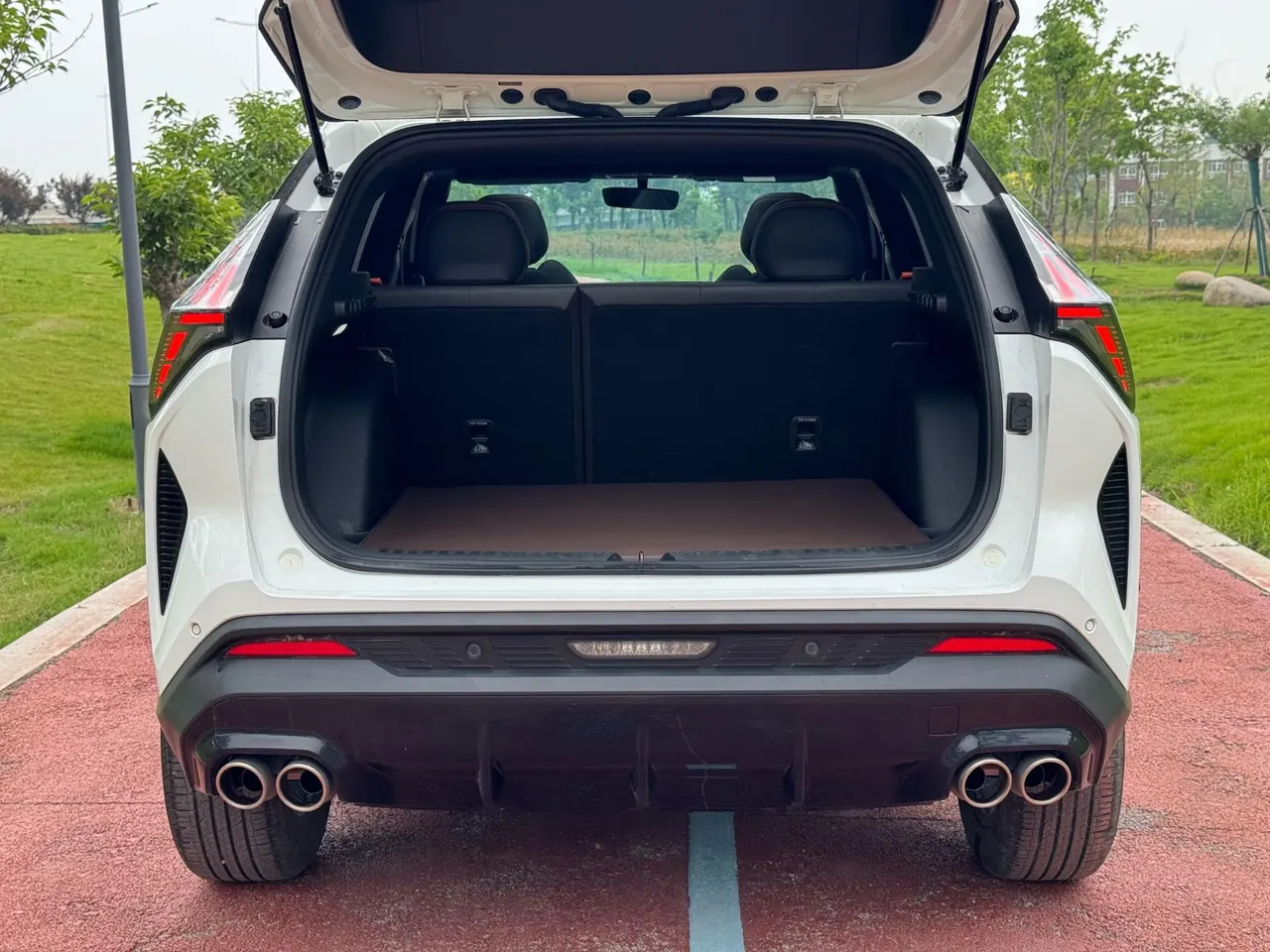Geely 2023 Boyue COOL 1.5TD COOL Smart Auto 10