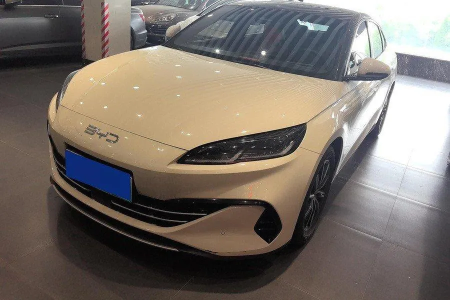 Open image lightbox: BYD 2024 seals 06 DM-i 1.5 stepless 120KM exclusive automatic gear