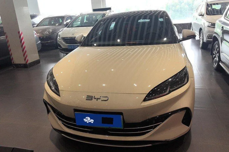 BYD 2024 seals 06 DM-i 1.5 stepless 120KM exclusive automatic gear 2