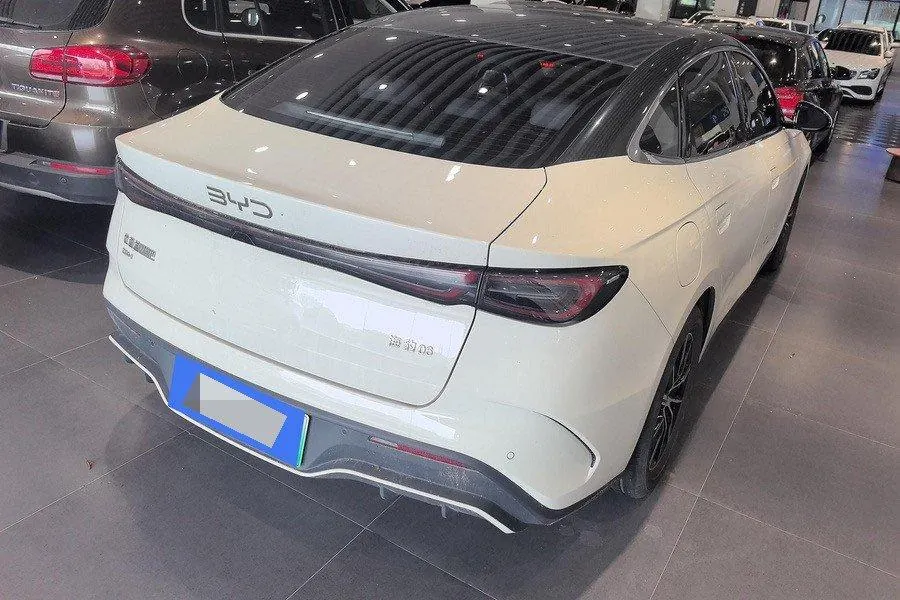 BYD 2024 seals 06 DM-i 1.5 stepless 120KM exclusive automatic gear 5