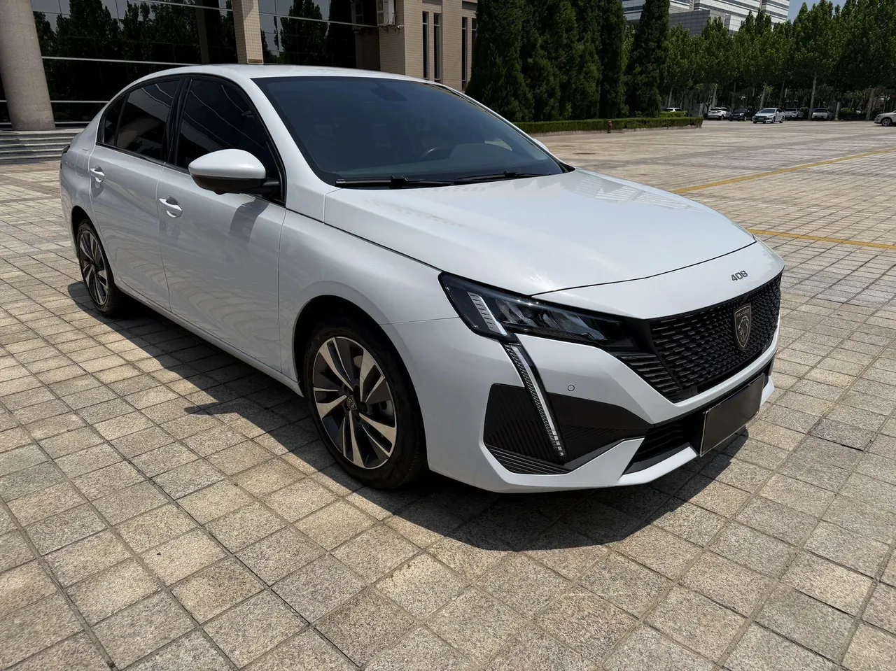 Peugeot 2024 408 1.5T 360THP 3