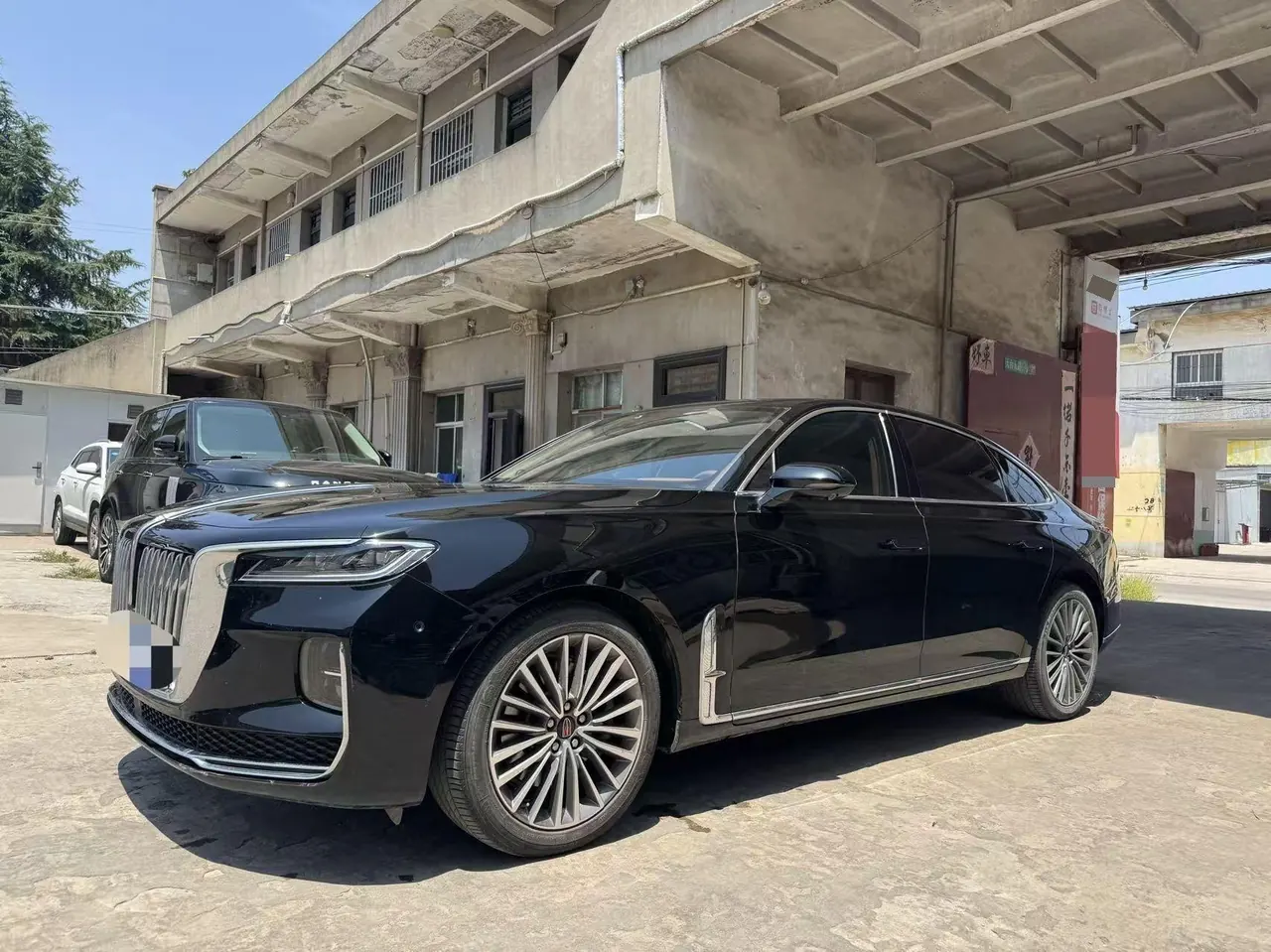 Open image lightbox: HongQi 2020 H9 48V 2.0T Zhilian Qi Chang Edition Automatic Gear