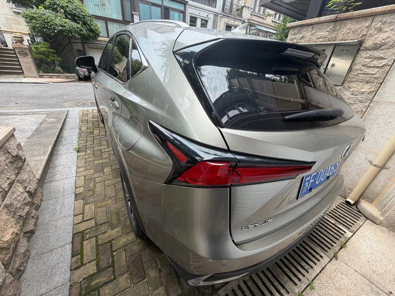Lexus NX (Imported) 2020 NX300h 2.5 Stepless Front Edition Automatic Gear 6