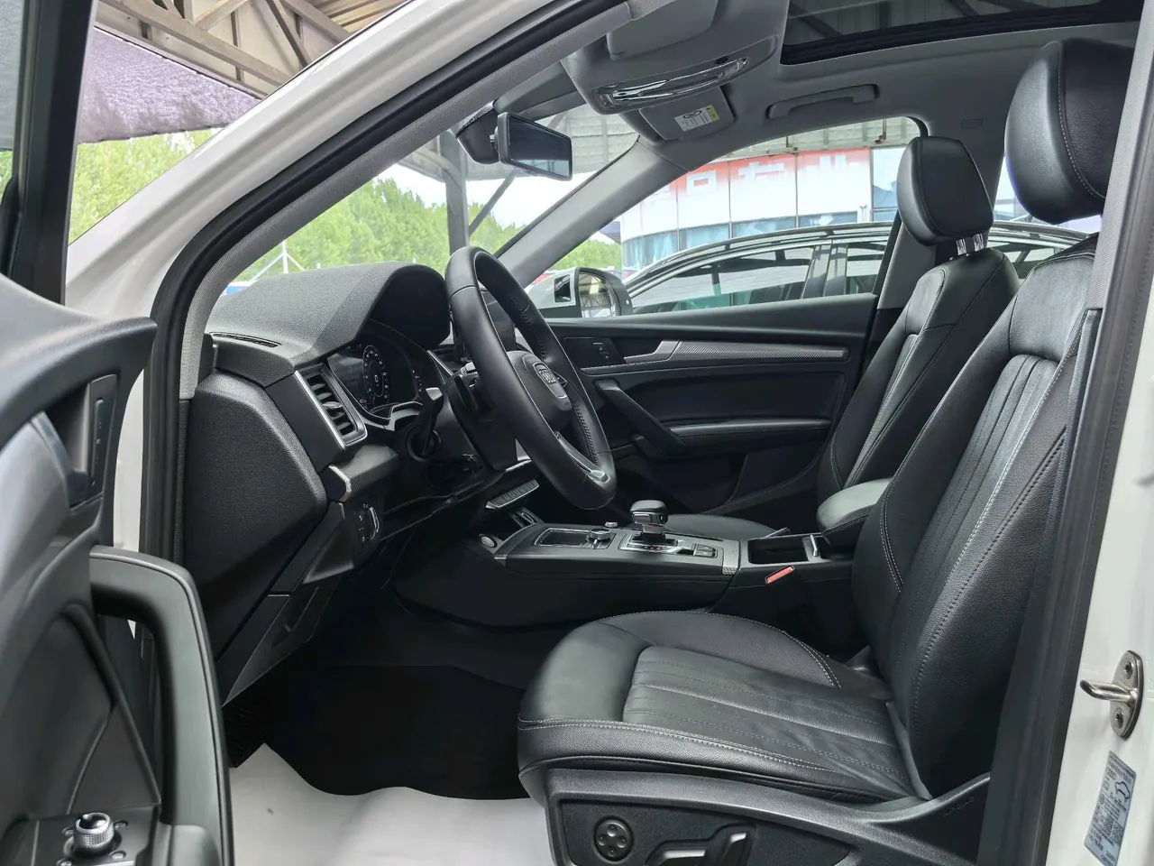 Audi 2020 Q5L 2.0TFSI 45TFSI exclusive fashion automatic 7