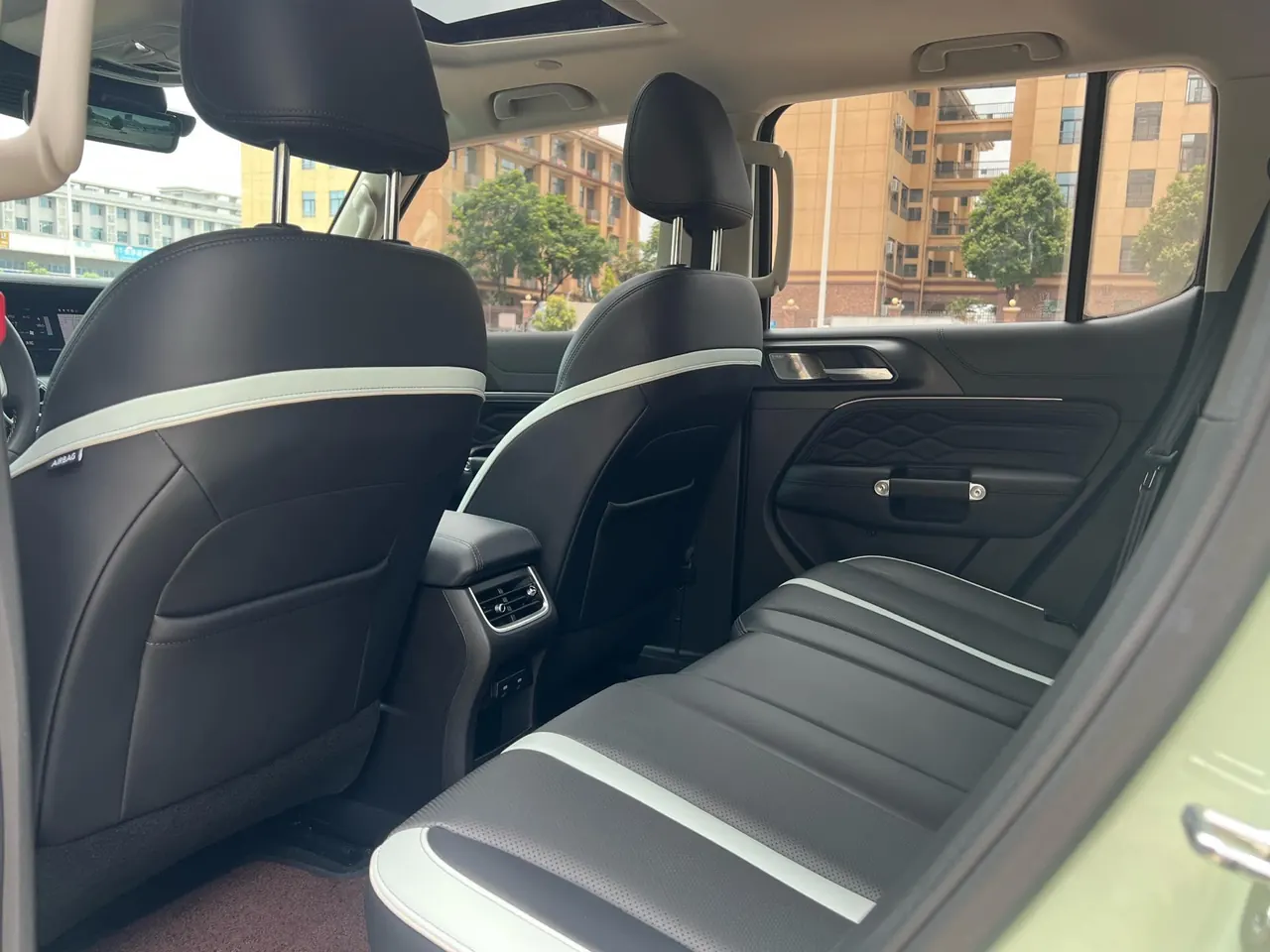 Tank 2023 Tank 300 2.0T City Edition Must-be Automatic 5