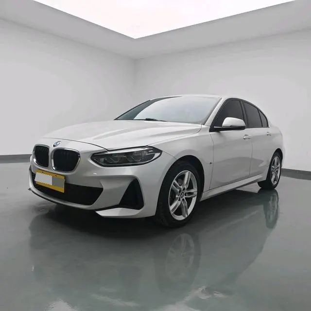 Open image lightbox: BMW 1 Series 2020 120i 1.5T Fashion Automatic