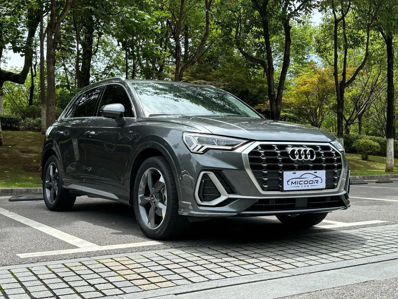 Audi 2023 Q3 1.4TFSI 35TFSI Fashion Dynamic Automatic 3