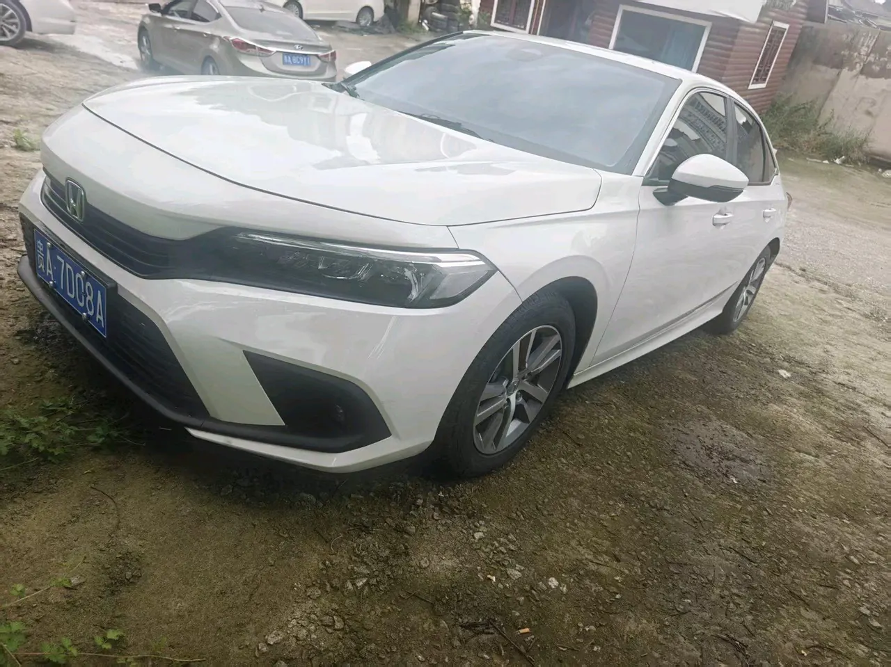 Honda 2023 Civic 1.5T CVT 240TURBO Sporty Edition Automatic - View 1