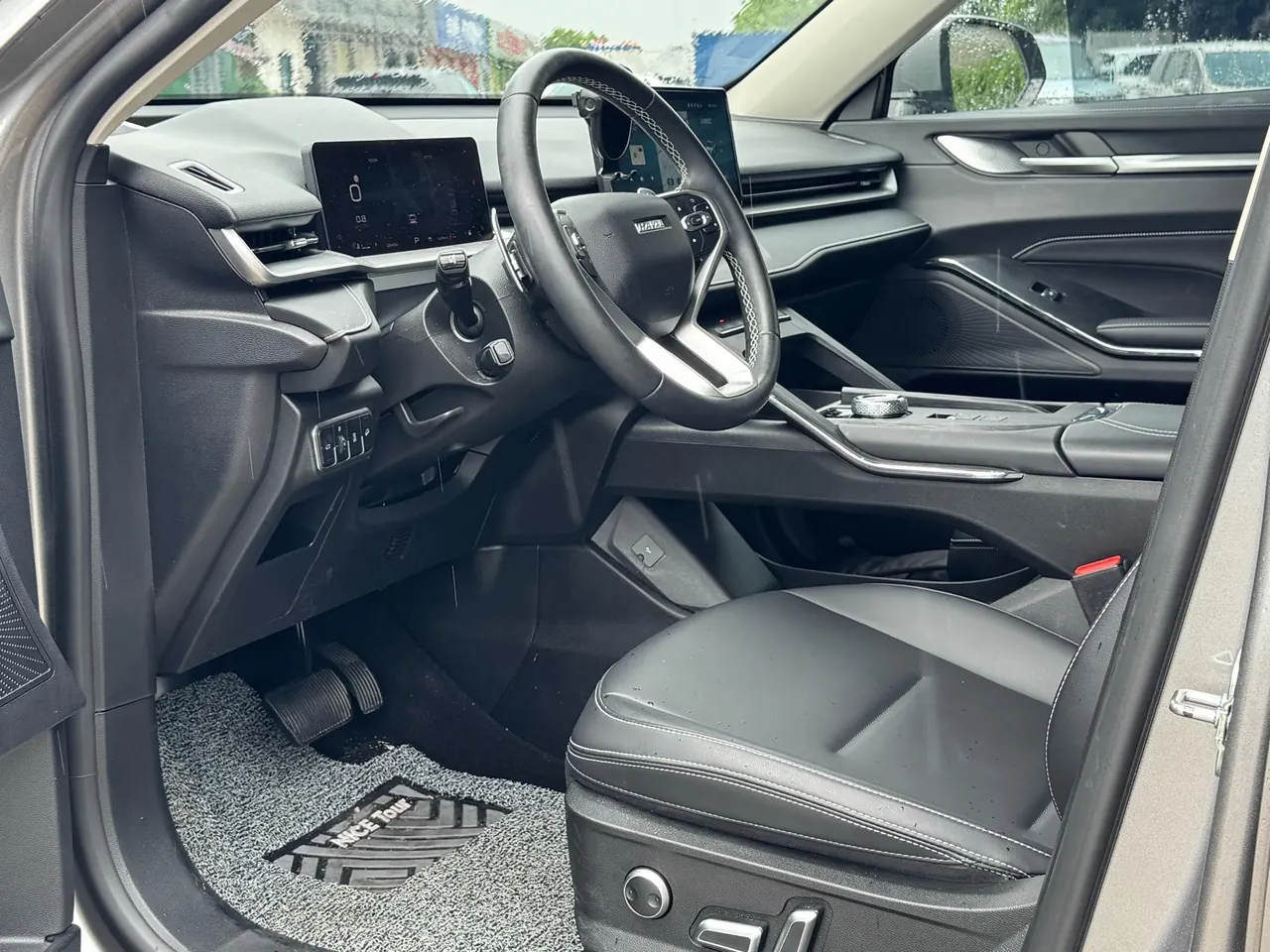 Haval 2022 H6 1.5T Two-Drive Supreme Automatic Gear 4