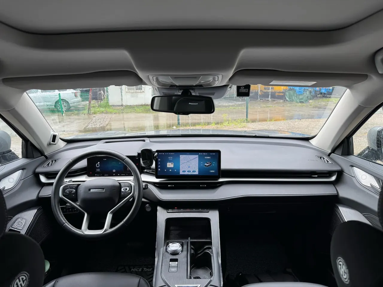Haval 2022 H6 1.5T Two-Drive Supreme Automatic Gear 5