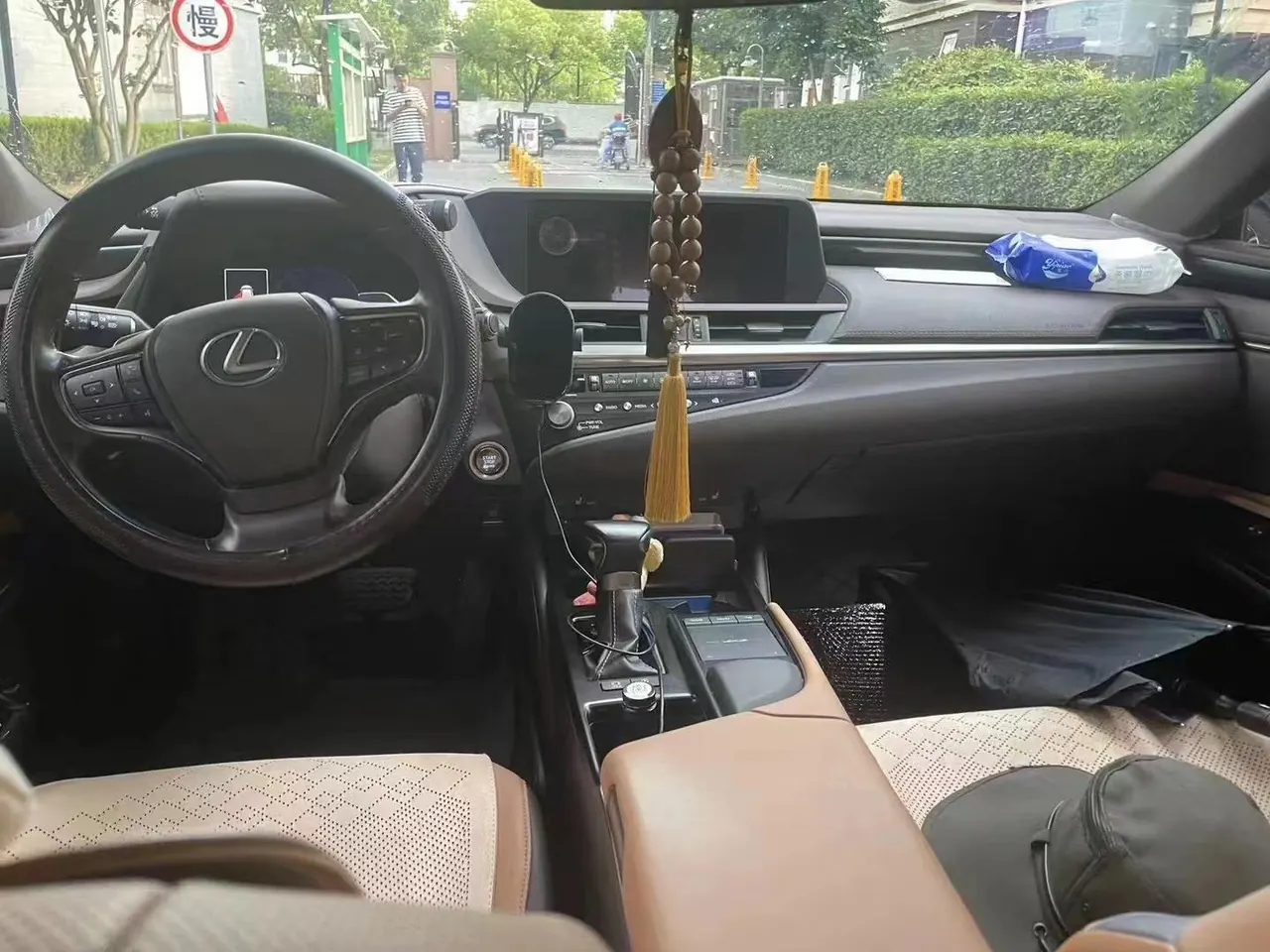 Lexus ES (Imported) 2021 ES200 2.0 Stepless Premium Edition Automatic Gear 4