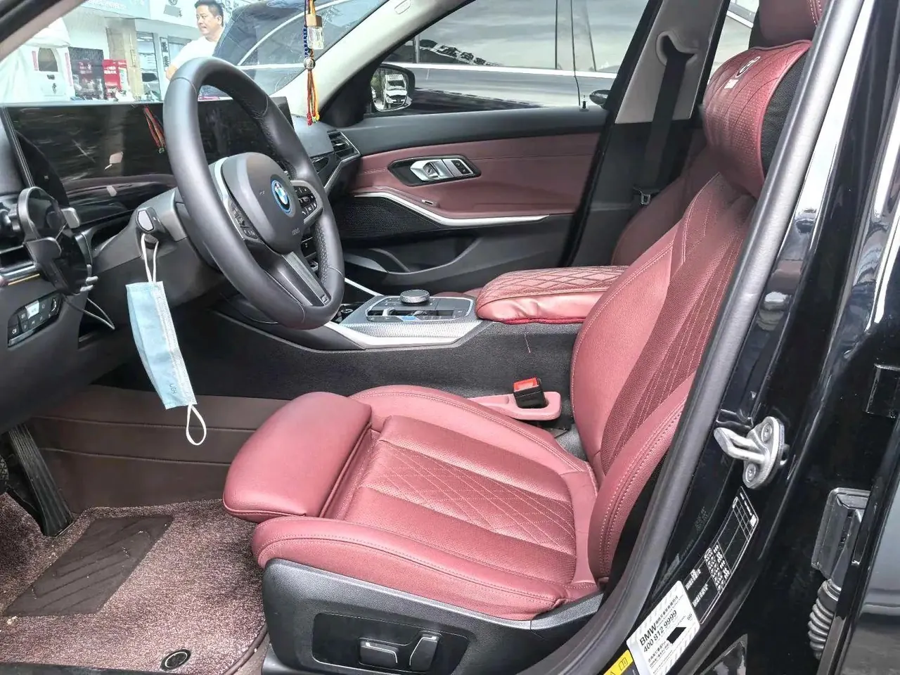 BMW 2024 i3 eDrive 40 L obsidian night suit automatic gear 5