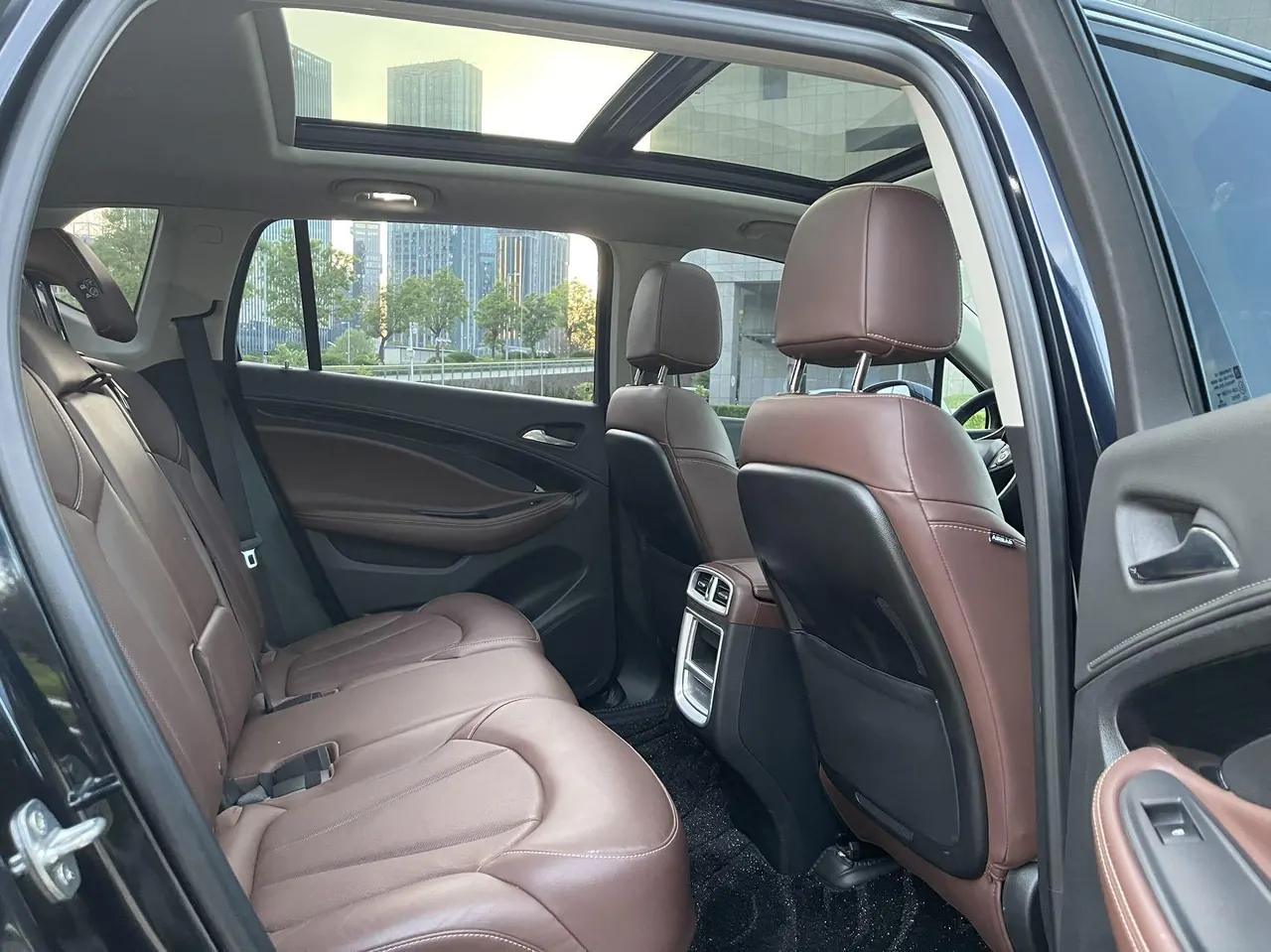 Buick 2020 Angkewei 1.5T 20T Two-Drive Luxury Automatic Gear 7