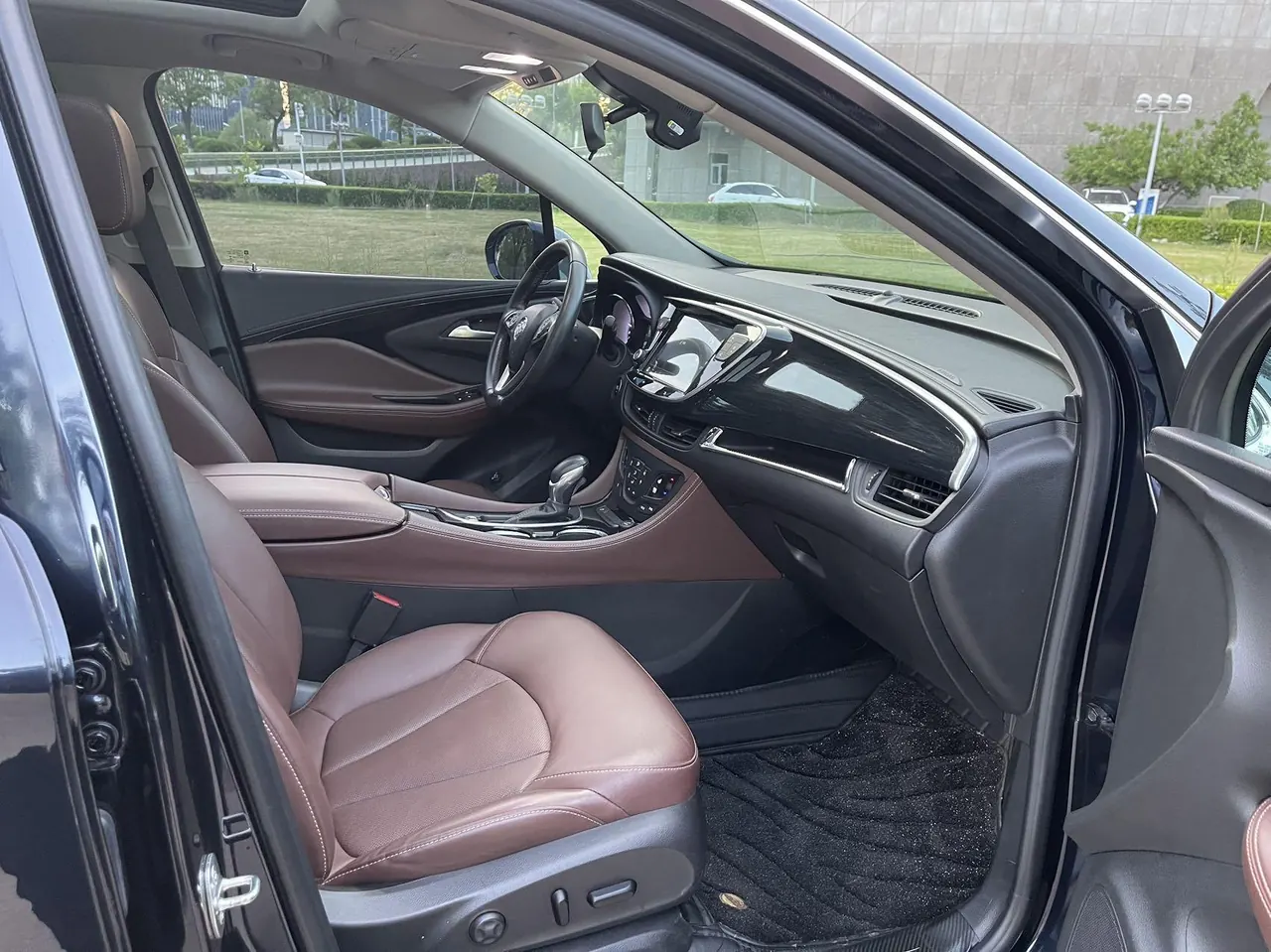 Buick 2020 Angkewei 1.5T 20T Two-Drive Luxury Automatic Gear 8