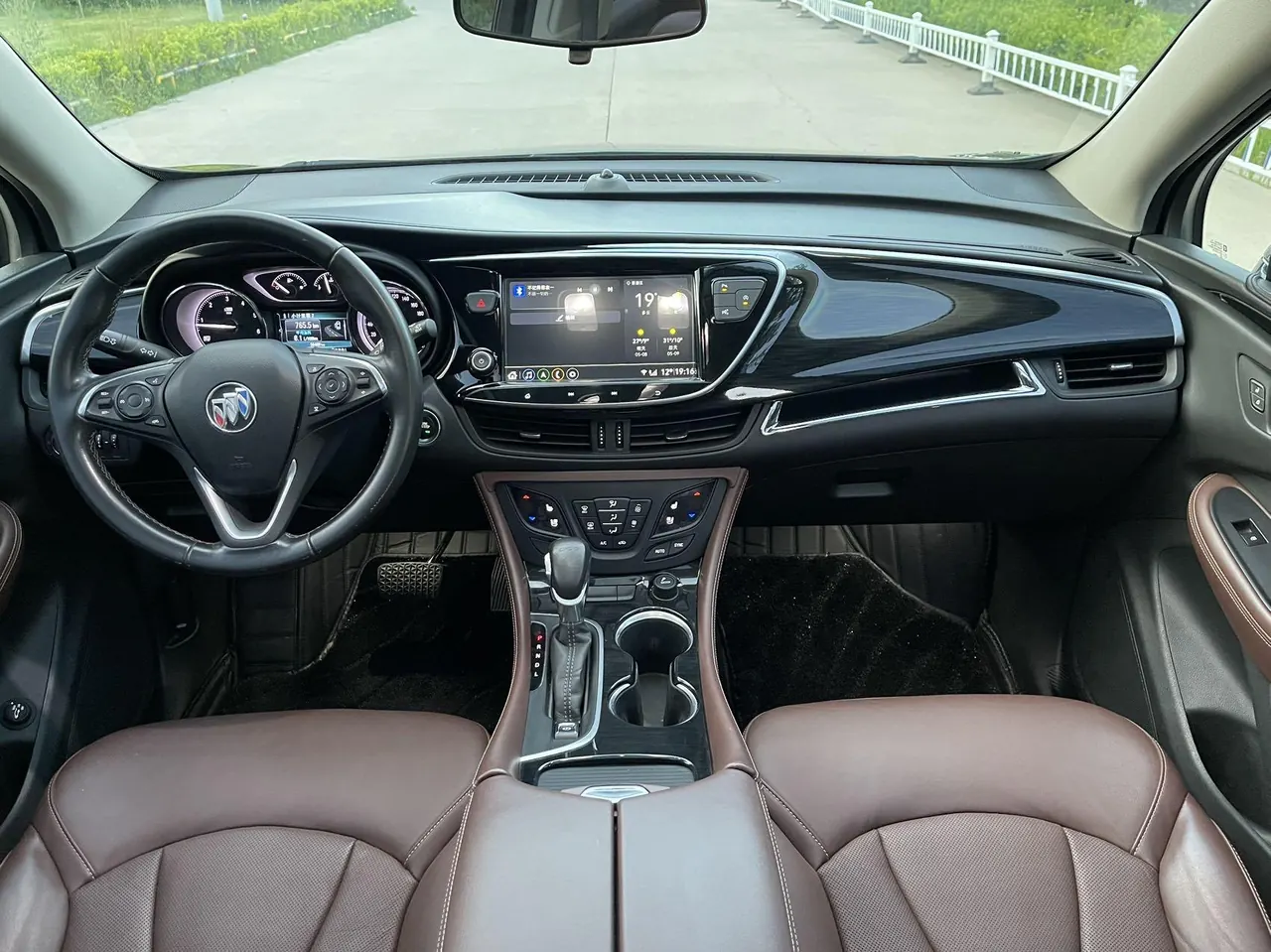 Buick 2020 Angkewei 1.5T 20T Two-Drive Luxury Automatic Gear 9
