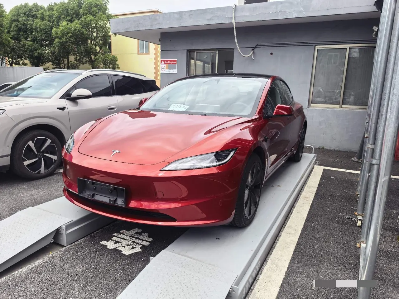 Tesla 2025 Model 3 Long Endurance All-Wheel Drive Edition (Changed) Automatic Gear - View 1