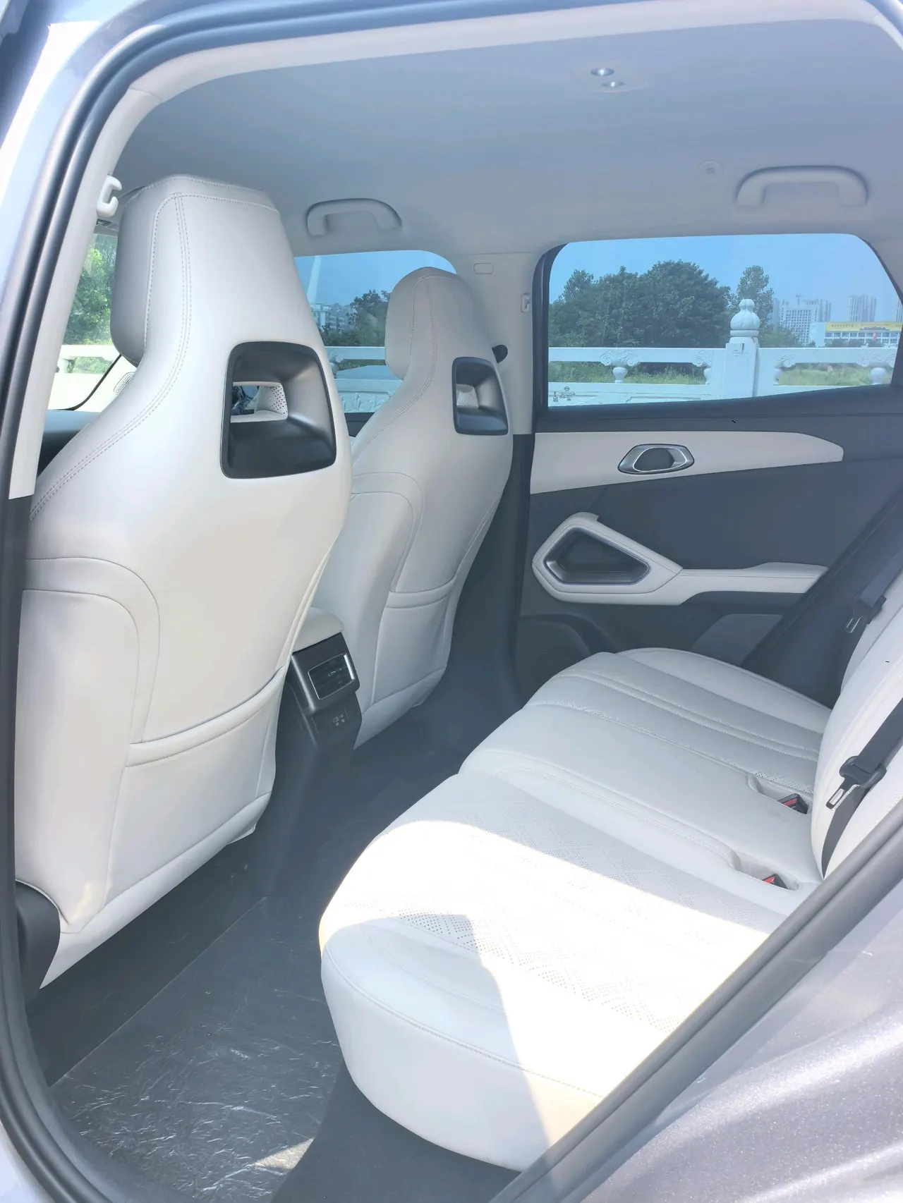 BYD 2025 Yuan UP Smart Driving 401KM Vital Automatic Gear 10